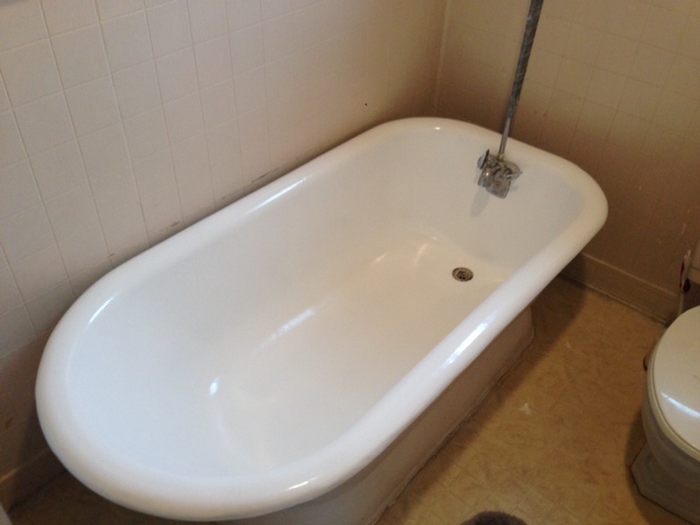 Bathtub Refinishing (After)