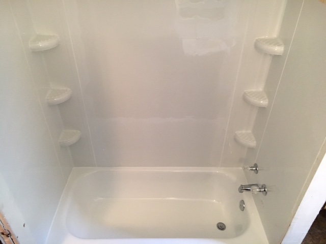 Bathtub Refinishing (After)