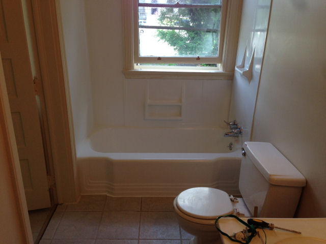 Bathtub Refinishing (After)